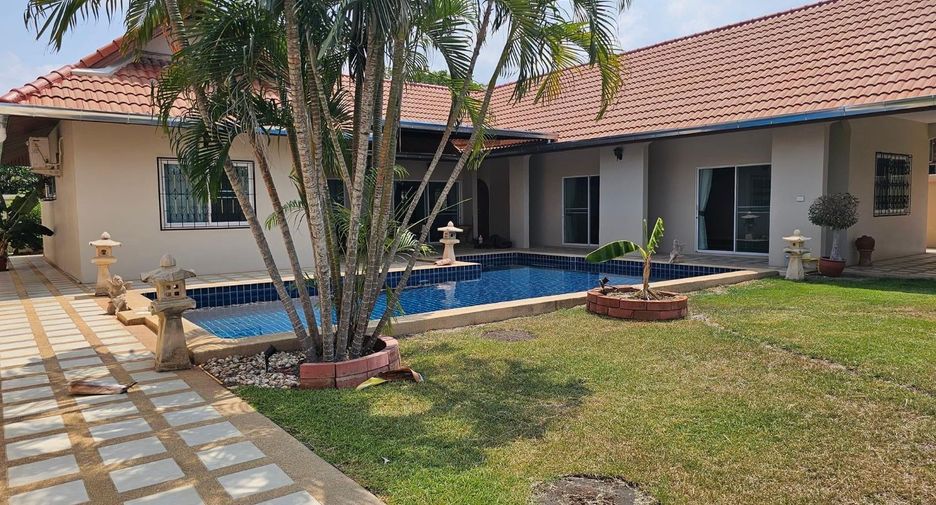 Haus zur Miete mit 4 Zimmer in Bang Lamung, Chonburi