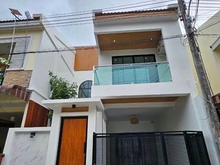 出售 4 卧室 联排别墅 在 Phuket Town, 普吉