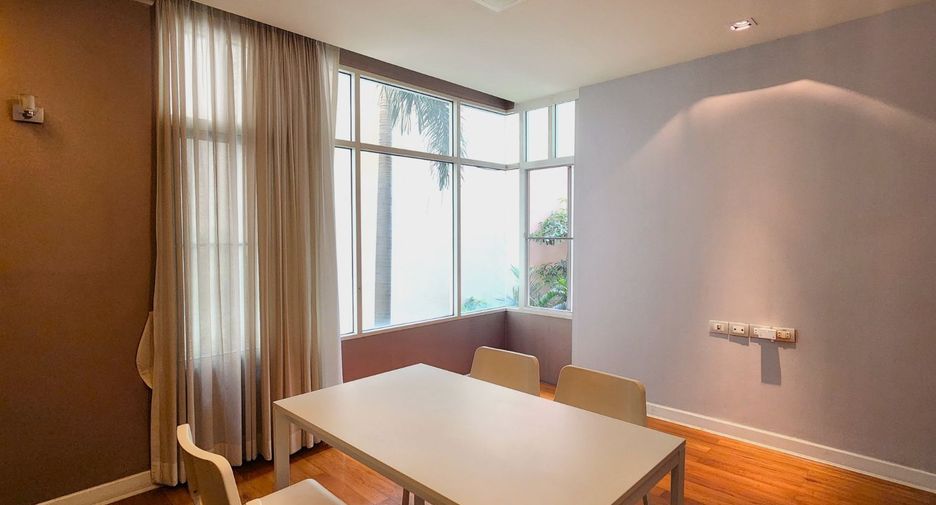 À louer et à vendre 3 chambres condo à Sathon, Bangkok