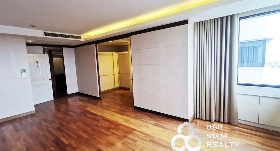 For sale 3 bed condo in Mueang Nonthaburi, Nonthaburi