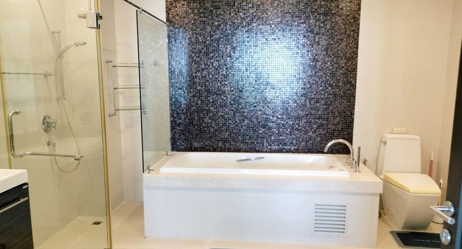 À vendre 3 chambres condo à Klaeng, Rayong
