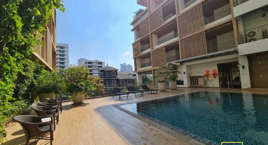 For rent 1 bed serviced apartment in Watthana, Bangkok