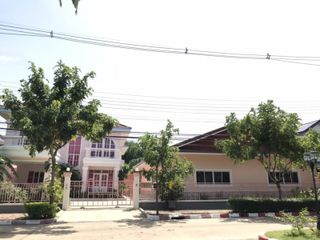 For sale 2 bed house in Bang Khun Thian, Bangkok