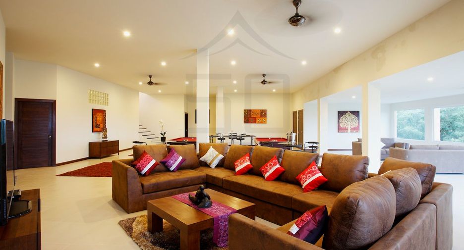 À louer 9 chambres villa à Mueang Phuket, Phuket