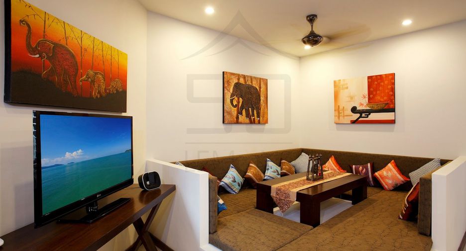 À louer 9 chambres villa à Mueang Phuket, Phuket