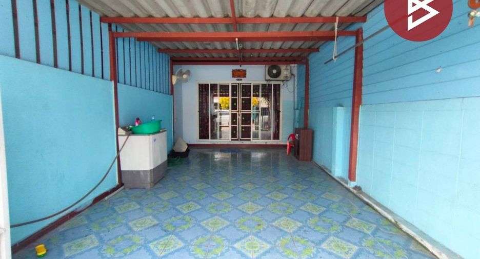 For sale 1 bed townhouse in Bang Pakong, Chachoengsao