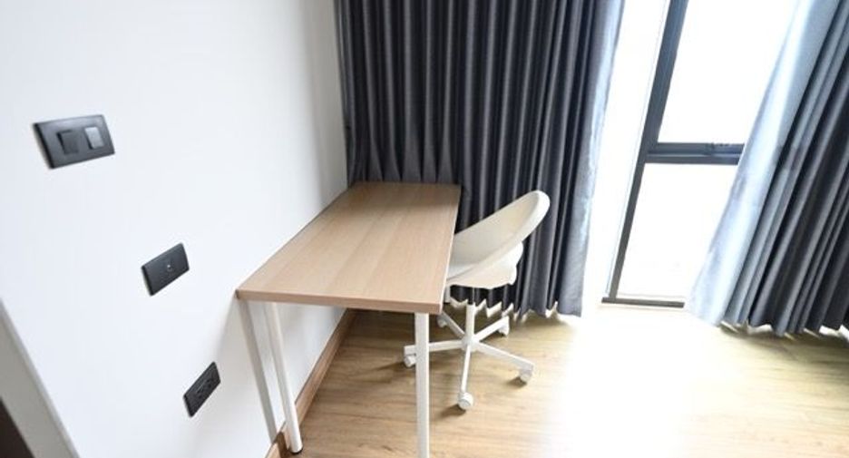 For rent 2 bed condo in Phaya Thai, Bangkok