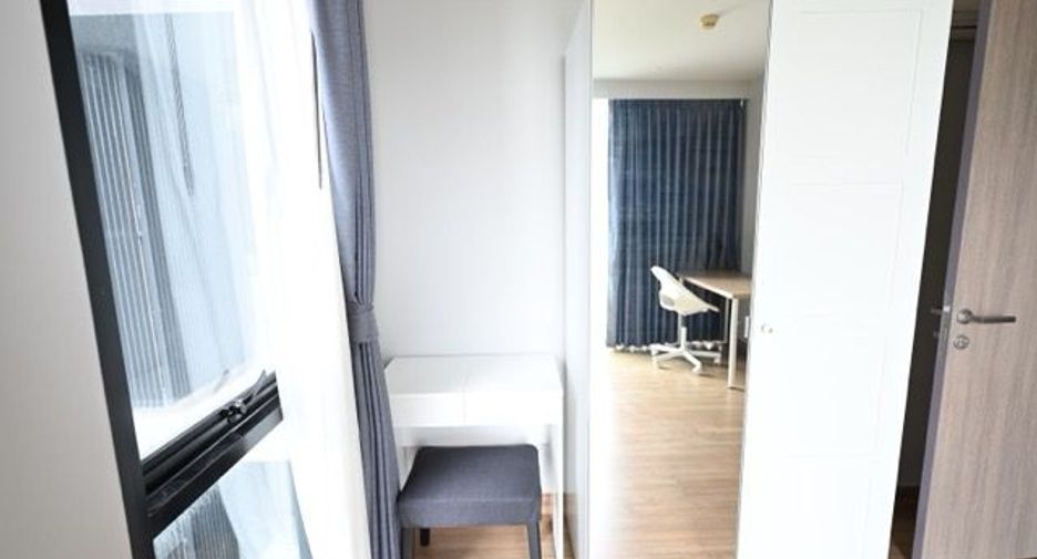 For rent 2 bed condo in Phaya Thai, Bangkok
