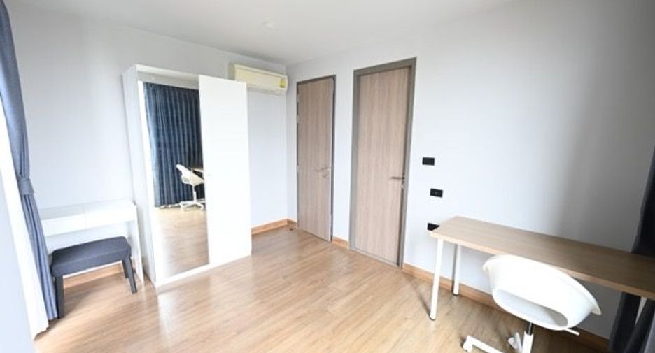 For rent 2 bed condo in Phaya Thai, Bangkok