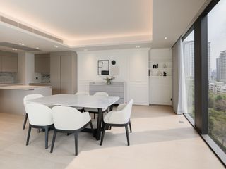 For rent 2 bedrooms condo in Pathum Wan, Bangkok