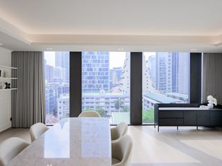 For rent 2 bedrooms condo in Pathum Wan, Bangkok