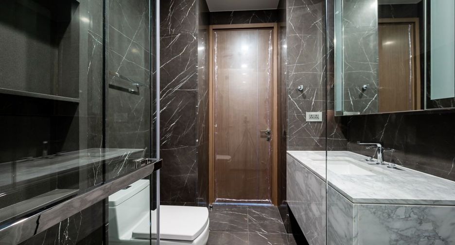 For sale 2 bedrooms condo in Watthana, Bangkok