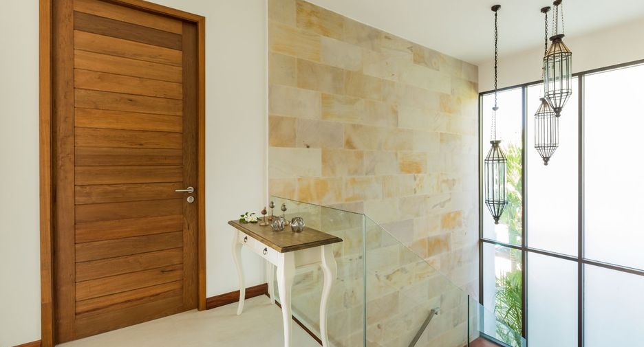 For sale 4 bedrooms villa in Mueang Krabi, Krabi