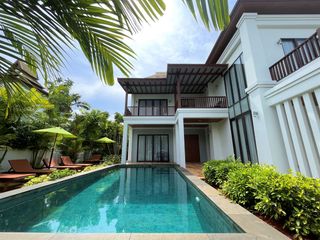 For sale 4 bed villa in Mueang Krabi, Krabi