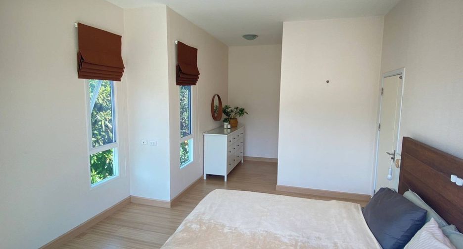 For sale 3 bedrooms house in Don Mueang, Bangkok