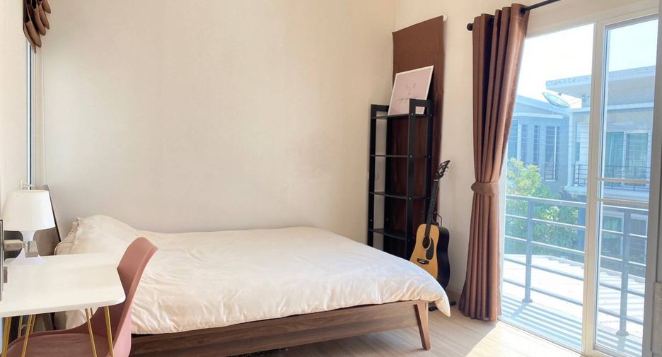 For sale 3 bedrooms house in Don Mueang, Bangkok