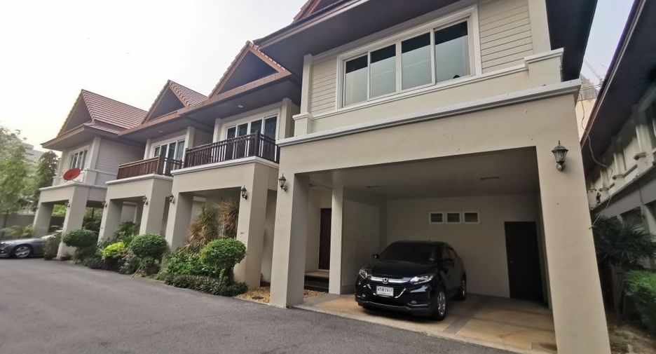 For rent 4 ベッドルーム house in Khlong Toei, Bangkok