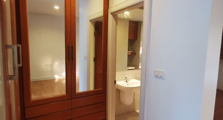 For rent 4 ベッドルーム house in Khlong Toei, Bangkok