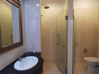For rent 4 ベッドルーム house in Khlong Toei, Bangkok