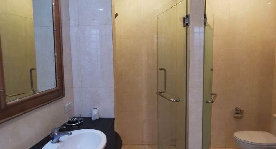 For rent 4 ベッドルーム house in Khlong Toei, Bangkok