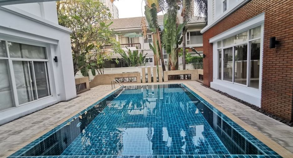 For rent 4 ベッドルーム house in Khlong Toei, Bangkok
