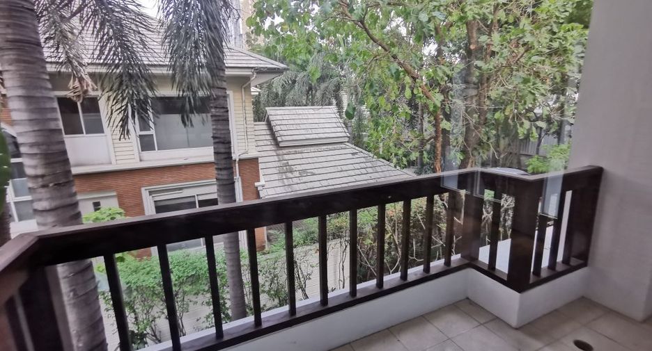 For rent 4 ベッドルーム house in Khlong Toei, Bangkok