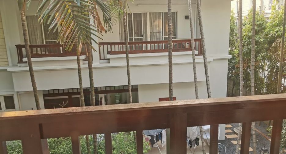 For rent 4 ベッドルーム house in Khlong Toei, Bangkok