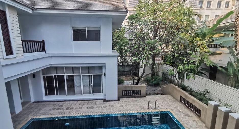 For rent 4 ベッドルーム house in Khlong Toei, Bangkok