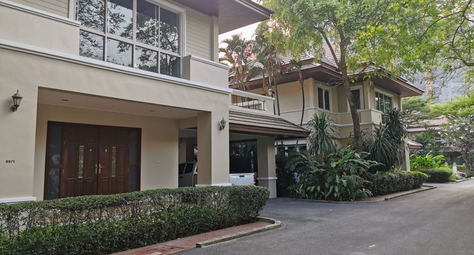 For rent 4 ベッドルーム house in Khlong Toei, Bangkok