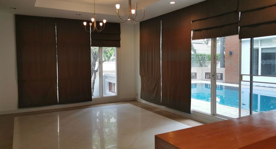 For rent 4 ベッドルーム house in Khlong Toei, Bangkok