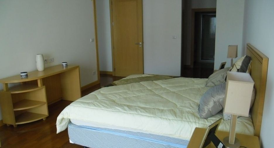 ให้เช่า 4 ห้องนอน คอนโด ใน คลองเตย, กรุงเทพฯ