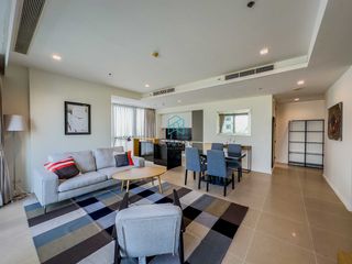 Condo en alquiler de 2 habitaciones en Sathon, Bangkok