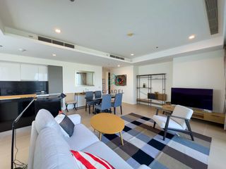 Condo en alquiler de 2 habitaciones en Sathon, Bangkok