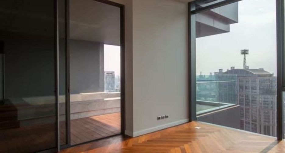 For rent and for sale 4 bedrooms condo in Khlong Toei, Bangkok