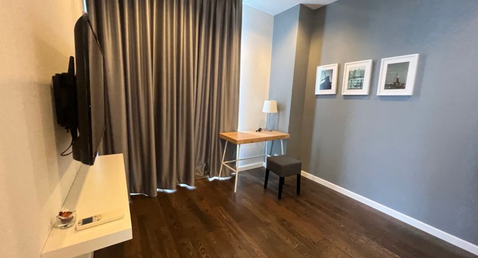 For sale and for rent 2 bedrooms condo in Sathon, Bangkok
