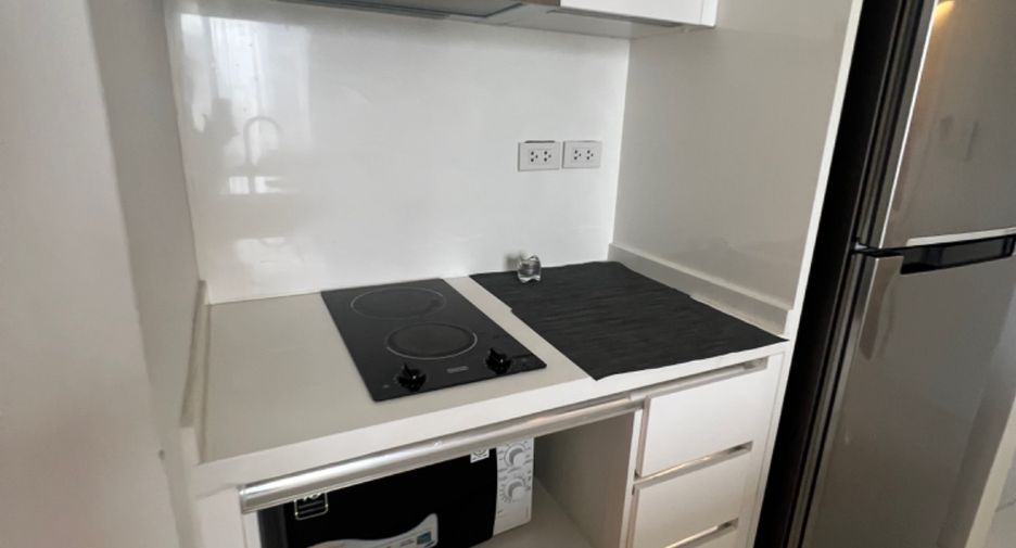 For sale and for rent 2 bedrooms condo in Sathon, Bangkok