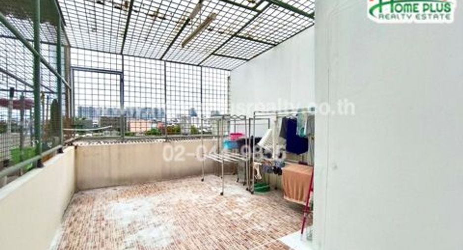 For sale 6 bedrooms retail Space in Bang Sue, Bangkok
