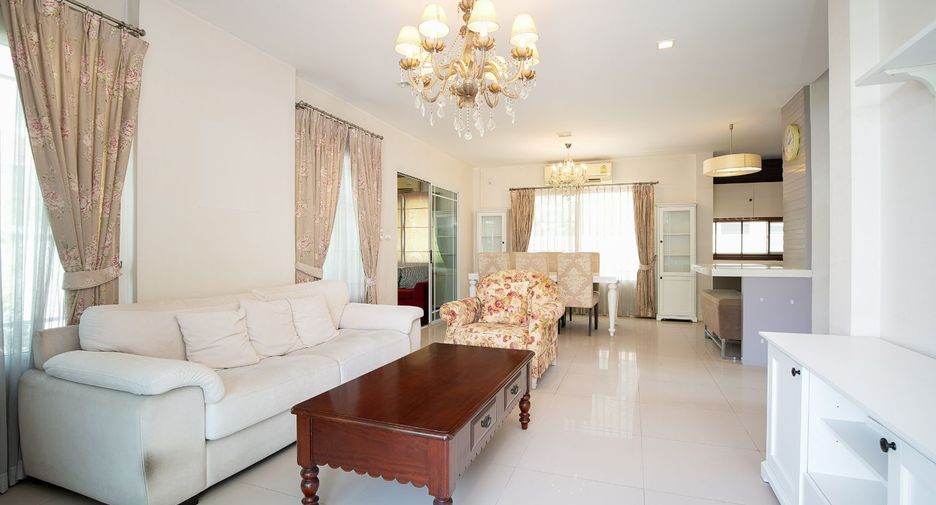 For sale 3 bedrooms house in Pak Kret, Nonthaburi