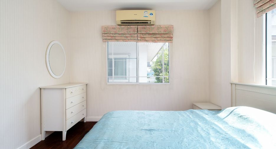 For sale 3 bedrooms house in Pak Kret, Nonthaburi