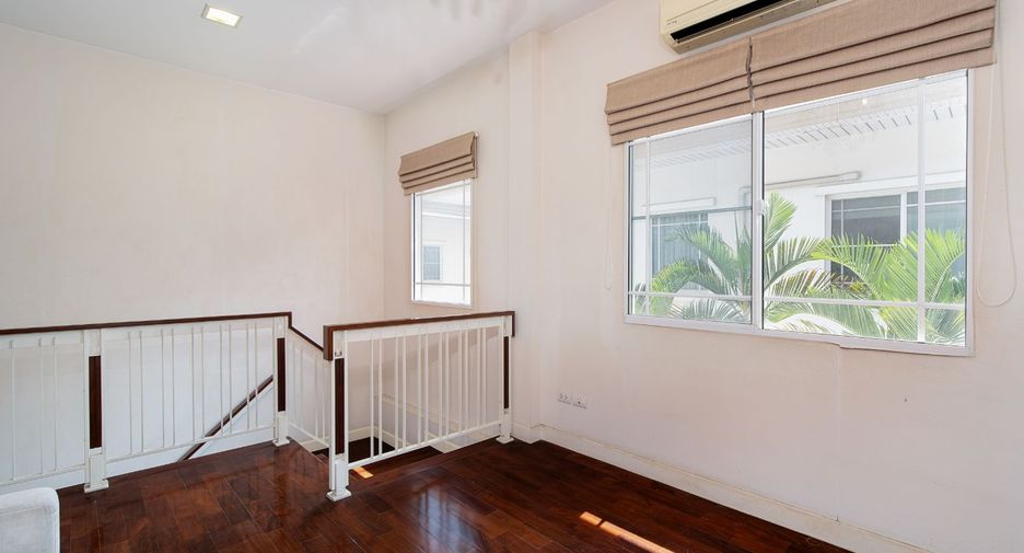 For sale 3 bedrooms house in Pak Kret, Nonthaburi
