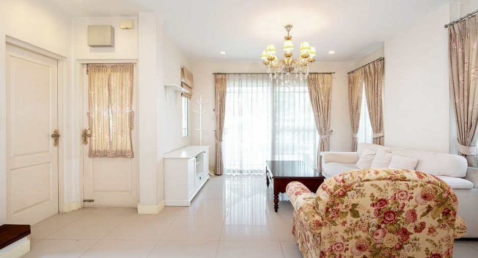For sale 3 bedrooms house in Pak Kret, Nonthaburi