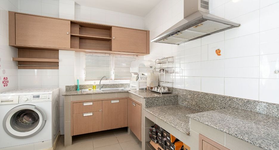 For sale 3 bedrooms house in Pak Kret, Nonthaburi