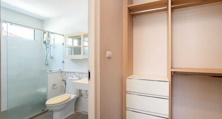 For sale 3 bedrooms house in Pak Kret, Nonthaburi