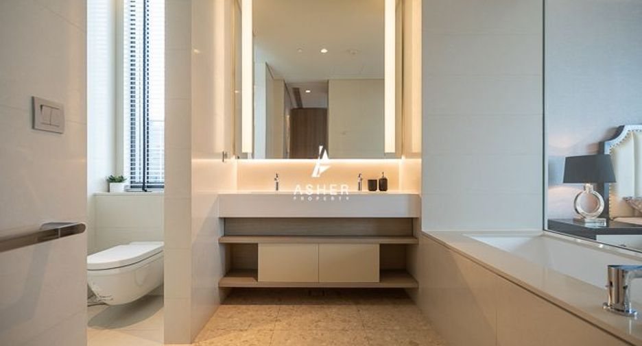 For sale 2 bedrooms condo in Watthana, Bangkok
