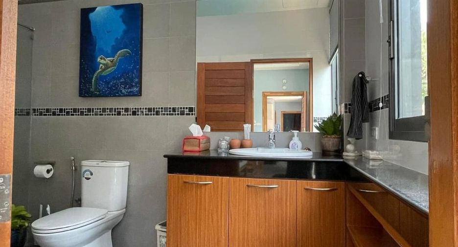 For rent 2 bedrooms villa in Mueang Phuket, Phuket