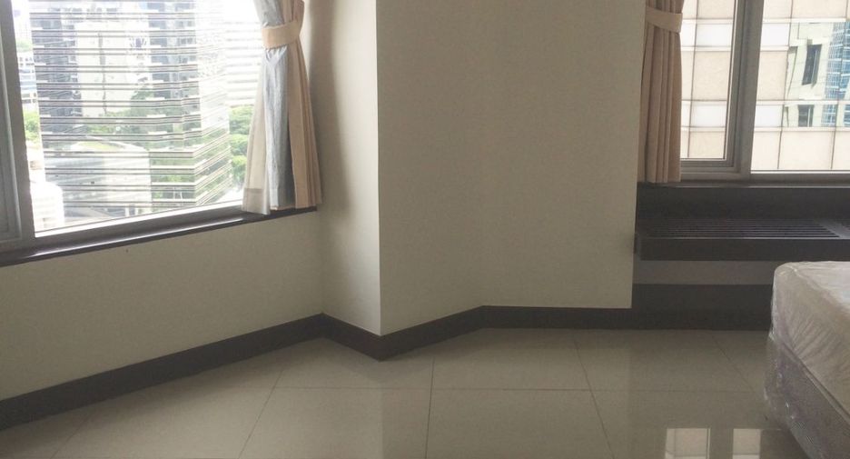 Wohnung zum Kauf mit 3 Zimmer in Pathum Wan, Bangkok
