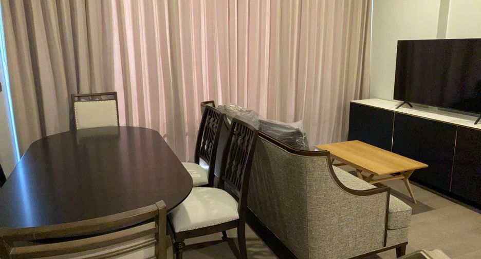 Condo en alquiler y en venta de 2 habitaciones en Khlong Toei, Bangkok