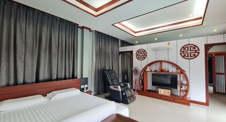 For rent and for sale 3 bedrooms villa in Mueang Phuket, Phuket