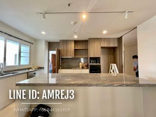 For rent 3 bedrooms condo in Sathon, Bangkok
