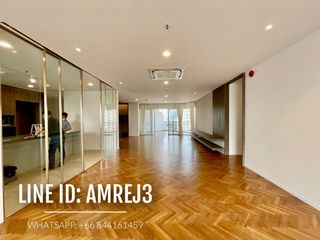 For rent 3 bedrooms condo in Sathon, Bangkok